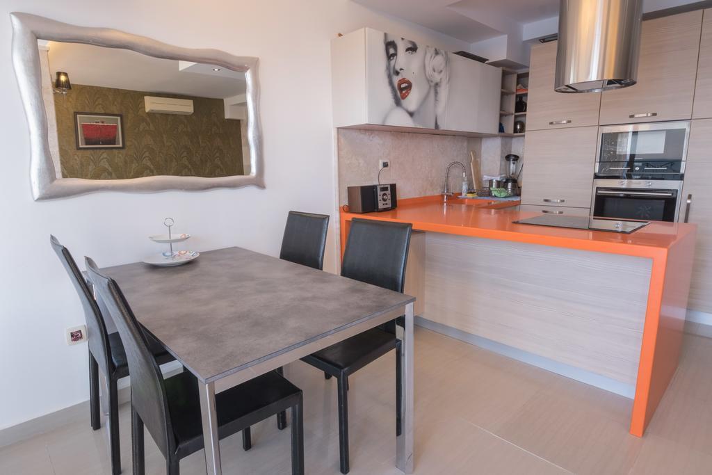 Апартаменты Private Penthouse Djurasevic Свети-Стефан Экстерьер фото
